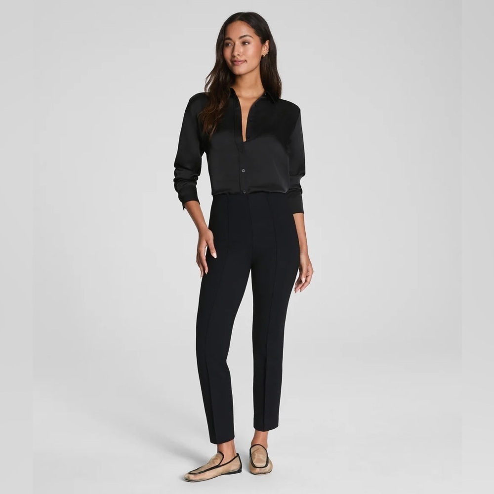 ‼️RARE‼️🎸SPANX🎸🔥NWT🔥4 pocket skinny in ponte in perfect black--S